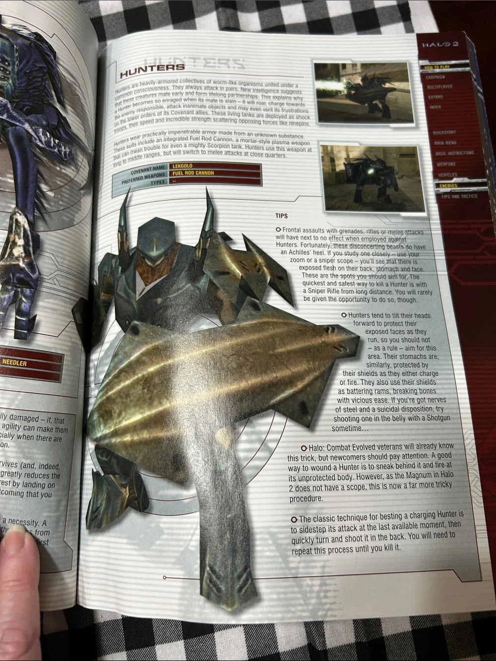 Halo 2 The Official Strategy Guide for the Original XBox Master Chief On Cover